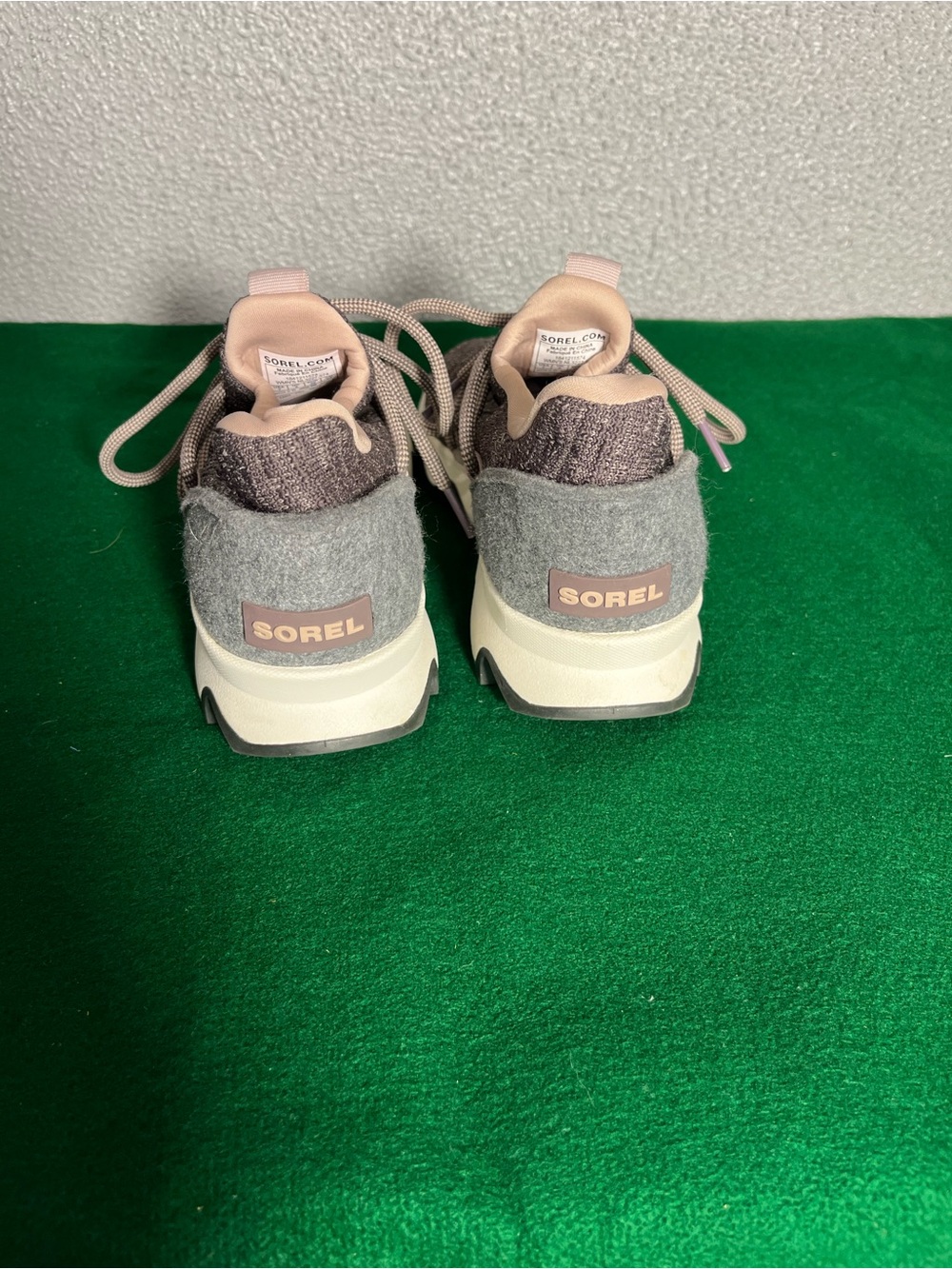 SOREL Kinetic Lace Sneaker Sz 7 - Picture 9 of 11